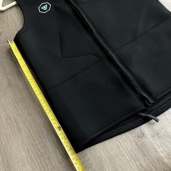 Vissla 2MM Sleeveless Wetsuit Top Medium - Picture 3 of 8